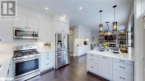 2187 Austin Court, Burlington, ON - Indoor Photo Showing Kitchen With Upgraded Kitchen