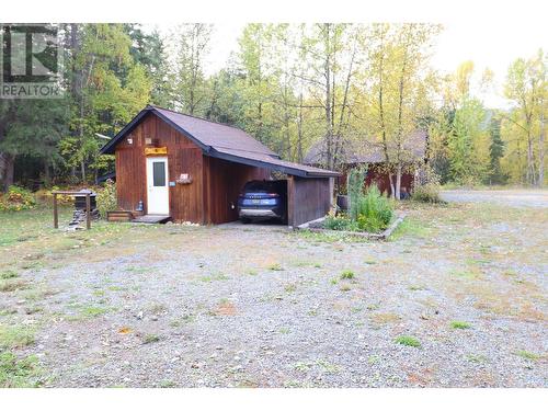 3240 Barriere South Road, Barriere, BC - Outdoor