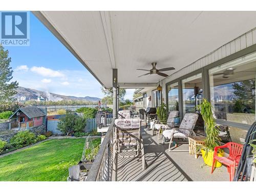 1747 Clifford Avenue, Kamloops, BC - Outdoor With Deck Patio Veranda