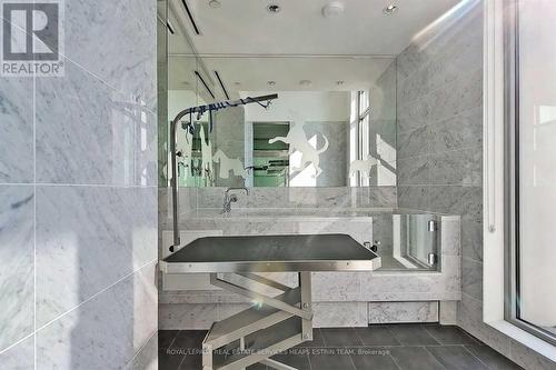 2711 - 115 Mcmahon Drive, Toronto, ON - Indoor Photo Showing Bathroom