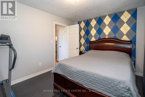 405 Minnie Street, North Huron, ON - Indoor Photo Showing Bedroom