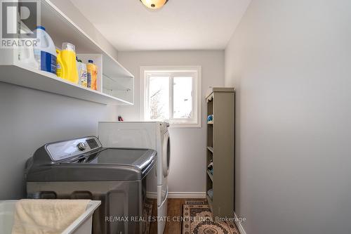 405 Minnie Street, North Huron, ON - Indoor Photo Showing Laundry Room