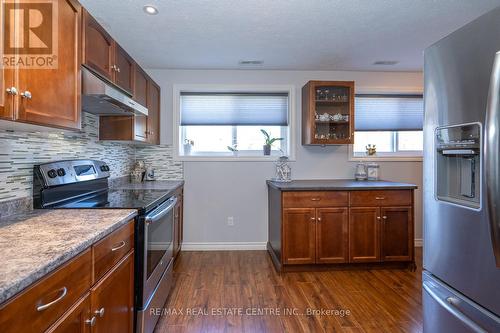 405 Minnie Street, North Huron, ON - Indoor Photo Showing Kitchen