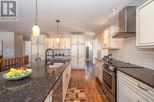 405 Minnie Street, North Huron, ON - Indoor Photo Showing Kitchen With Double Sink With Upgraded Kitchen