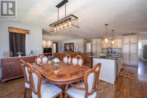 405 Minnie Street, North Huron, ON - Indoor Photo Showing Dining Room