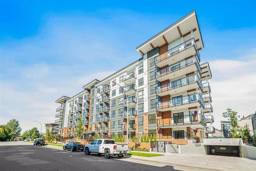 214 5504 Brydon Crescent, Langley, BC - Outdoor With Facade