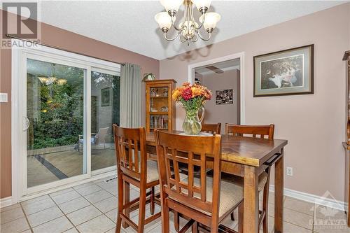 506 David Manchester Road, Carp, ON - Indoor Photo Showing Dining Room