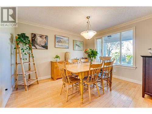 14103 Tamarack Drive, Coldstream, BC - Indoor Photo Showing Dining Room