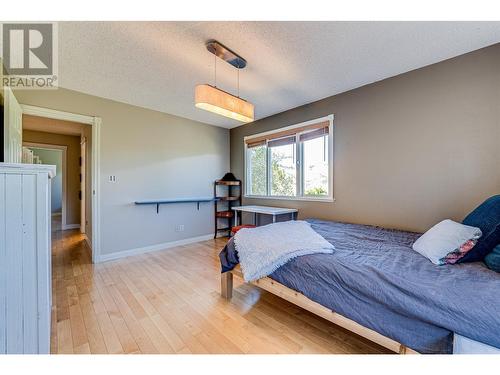 14103 Tamarack Drive, Coldstream, BC - Indoor Photo Showing Bedroom