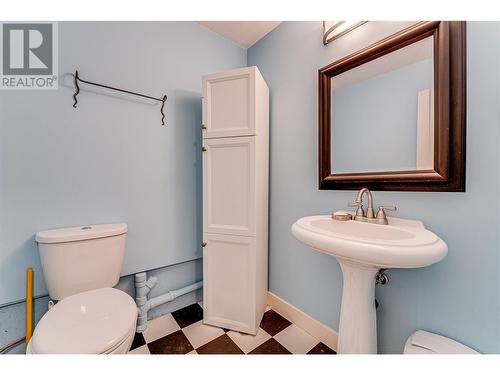 14103 Tamarack Drive, Coldstream, BC - Indoor Photo Showing Bathroom