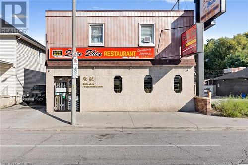 978 University Avenue W, Windsor, ON 