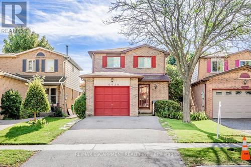 6930 Cordingley Crescent, Mississauga, ON - Outdoor With Facade