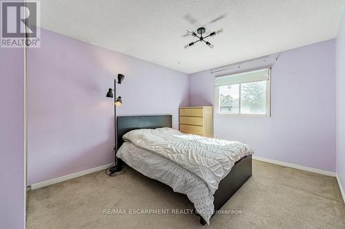 6930 Cordingley Crescent, Mississauga, ON - Indoor Photo Showing Bedroom