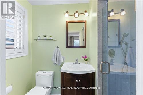 241 Derrydown Road, Toronto, ON - Indoor Photo Showing Bathroom