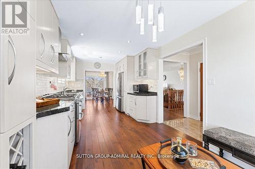 241 Derrydown Road, Toronto, ON - Indoor Photo Showing Kitchen