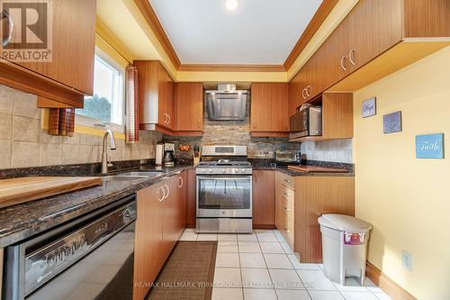 60 Kipling Crescent, Ajax, ON - Indoor Photo Showing Kitchen With Double Sink