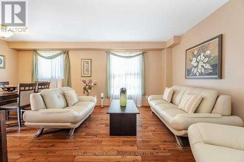 60 Kipling Crescent, Ajax, ON - Indoor Photo Showing Living Room