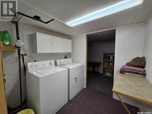 891 107Th Street, North Battleford, SK - Indoor Photo Showing Laundry Room