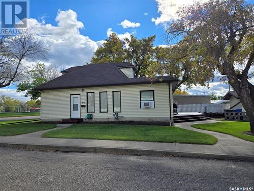 891 107Th Street, North Battleford, SK - Outdoor