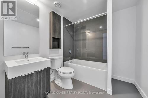 S342 - 35 Rolling Mills Road, Toronto, ON - Indoor Photo Showing Bathroom