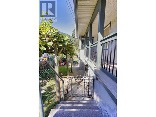 125 Chatham  Street, Nelson, BC - Outdoor