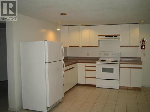 125 Chatham  Street, Nelson, BC - Indoor Photo Showing Kitchen