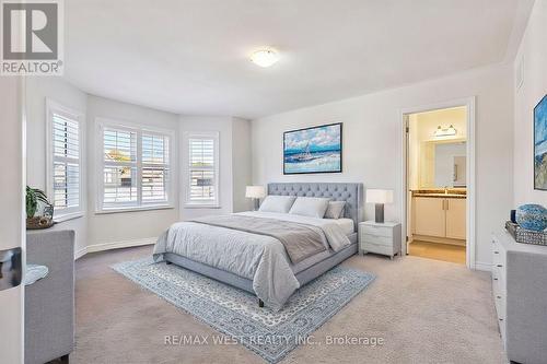 295 Northglen Boulevard, Clarington, ON - Indoor Photo Showing Bedroom