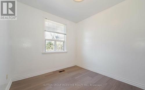 98 Stavely Crescent, Toronto, ON - Indoor Photo Showing Other Room