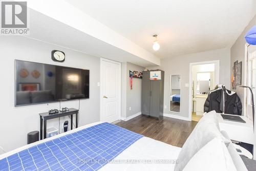 2 October Place, Brampton, ON - Indoor Photo Showing Bedroom