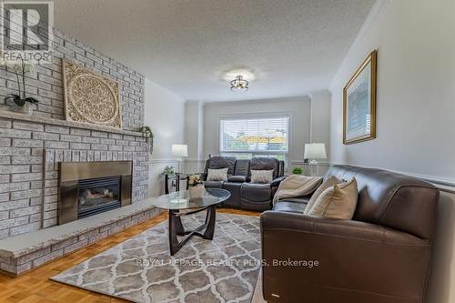 4252 Starlight Crescent, Mississauga, ON - Indoor Photo Showing Living Room With Fireplace