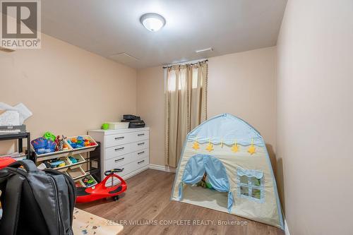 10 Brantdale Avenue, Hamilton, ON - Indoor Photo Showing Other Room