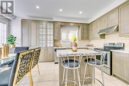 199 Mcknight Avenue, Hamilton, ON - Indoor Photo Showing Kitchen