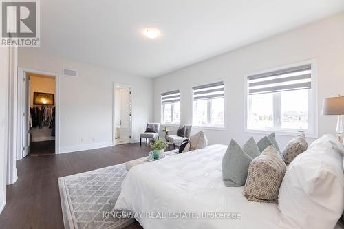 2340 Edward Leaver Trail, Oakville, ON - Indoor Photo Showing Bedroom