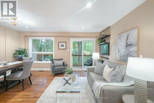 23 - 8305 Mclaughlin Road, Brampton, ON - Indoor Photo Showing Living Room