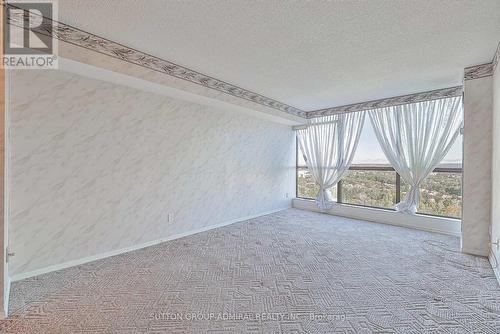 2205 - 131 Torresdale Avenue, Toronto, ON - Indoor Photo Showing Other Room