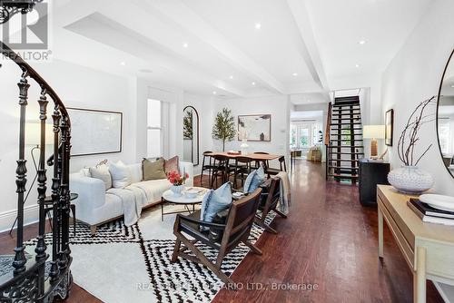 52 Eaton Avenue, Toronto, ON - Indoor Photo Showing Living Room