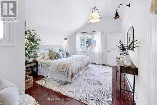 52 Eaton Avenue, Toronto, ON - Indoor Photo Showing Bedroom