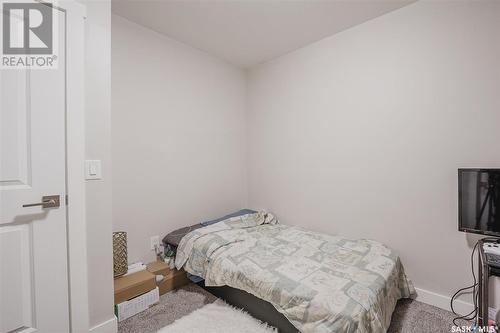 205 315 Dickson Crescent, Saskatoon, SK - Indoor Photo Showing Bedroom