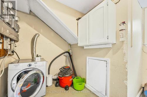 137 Vancouver Street, Barrie, ON - Indoor Photo Showing Laundry Room