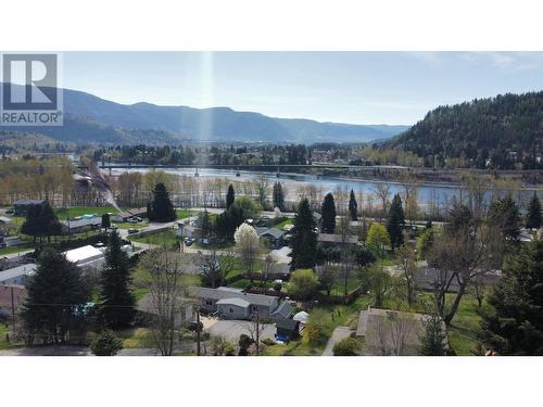 2545 Purdy Road, Robson, BC - Outdoor With View