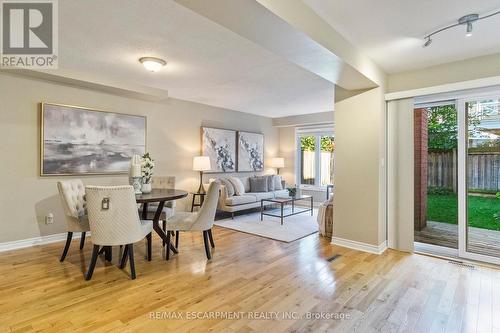 2362 Marine Drive, Oakville, ON - Indoor Photo Showing Dining Room