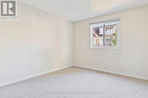 2362 Marine Drive, Oakville, ON - Indoor Photo Showing Other Room