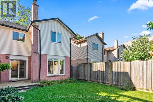 2362 Marine Drive, Oakville, ON - Outdoor