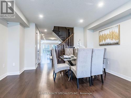 29 Finegan Circle, Brampton, ON - Indoor Photo Showing Dining Room