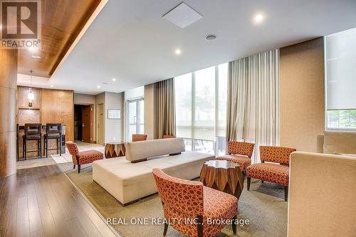 3607 - 4070 Confederation Parkway, Mississauga, ON - Indoor Photo Showing Living Room