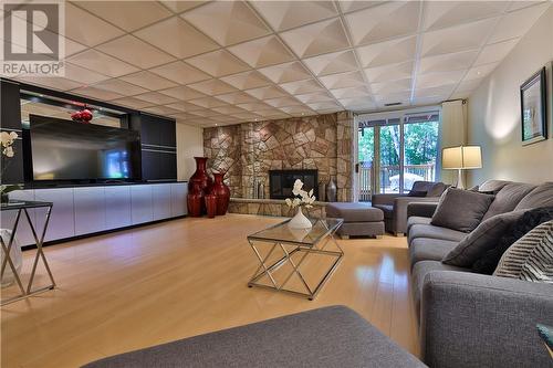 646 Loach'S Road, Sudbury, ON - Indoor Photo Showing Living Room With Fireplace