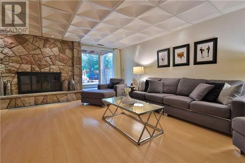 646 Loach'S Road, Sudbury, ON - Indoor Photo Showing Living Room With Fireplace