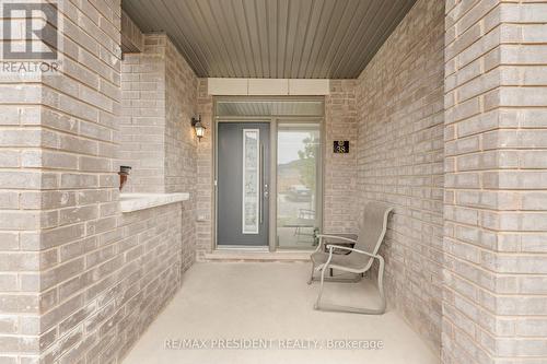 38 - 166 Deerpath Drive, Guelph, ON - Outdoor With Exterior