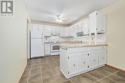 2489 County 40 Road, Quinte West, ON - Indoor Photo Showing Kitchen