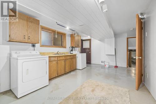 2489 County 40 Road, Quinte West, ON - Indoor Photo Showing Laundry Room